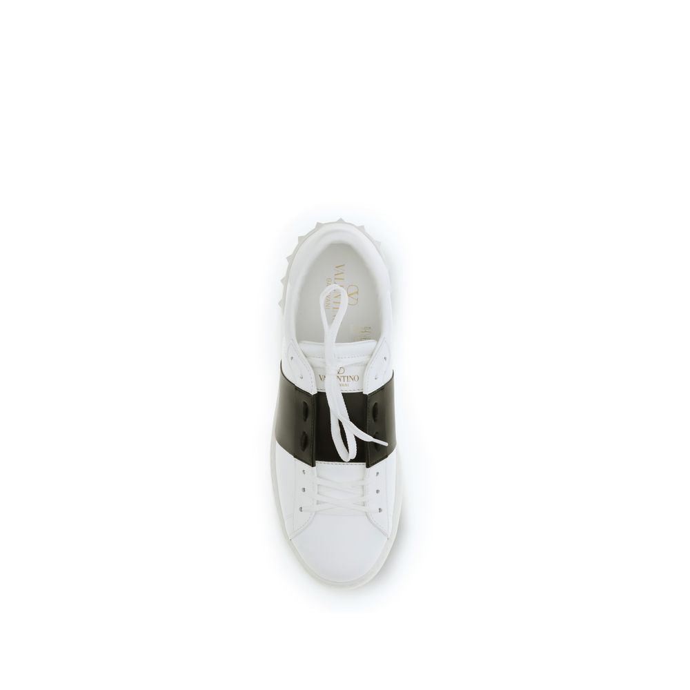 Valentino Garavani Weiße Low-Top-Sneaker aus Kalbsleder Bos Taurus