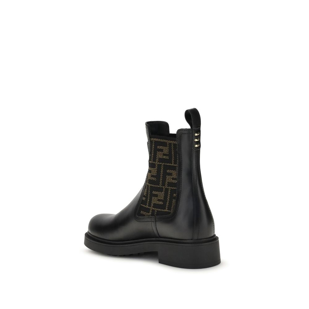 Fendi Schwarze Ankle Boots aus Kalbsleder Bos Taurus