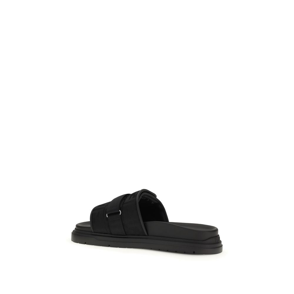 Fendi Schwarze Sandalen aus Polyamid