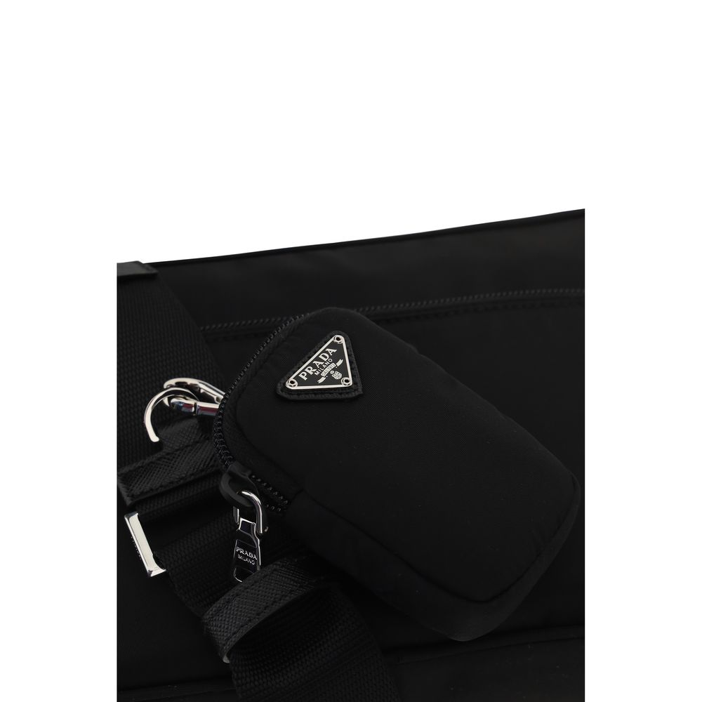 Prada Schwarze Schultertasche aus Nylon