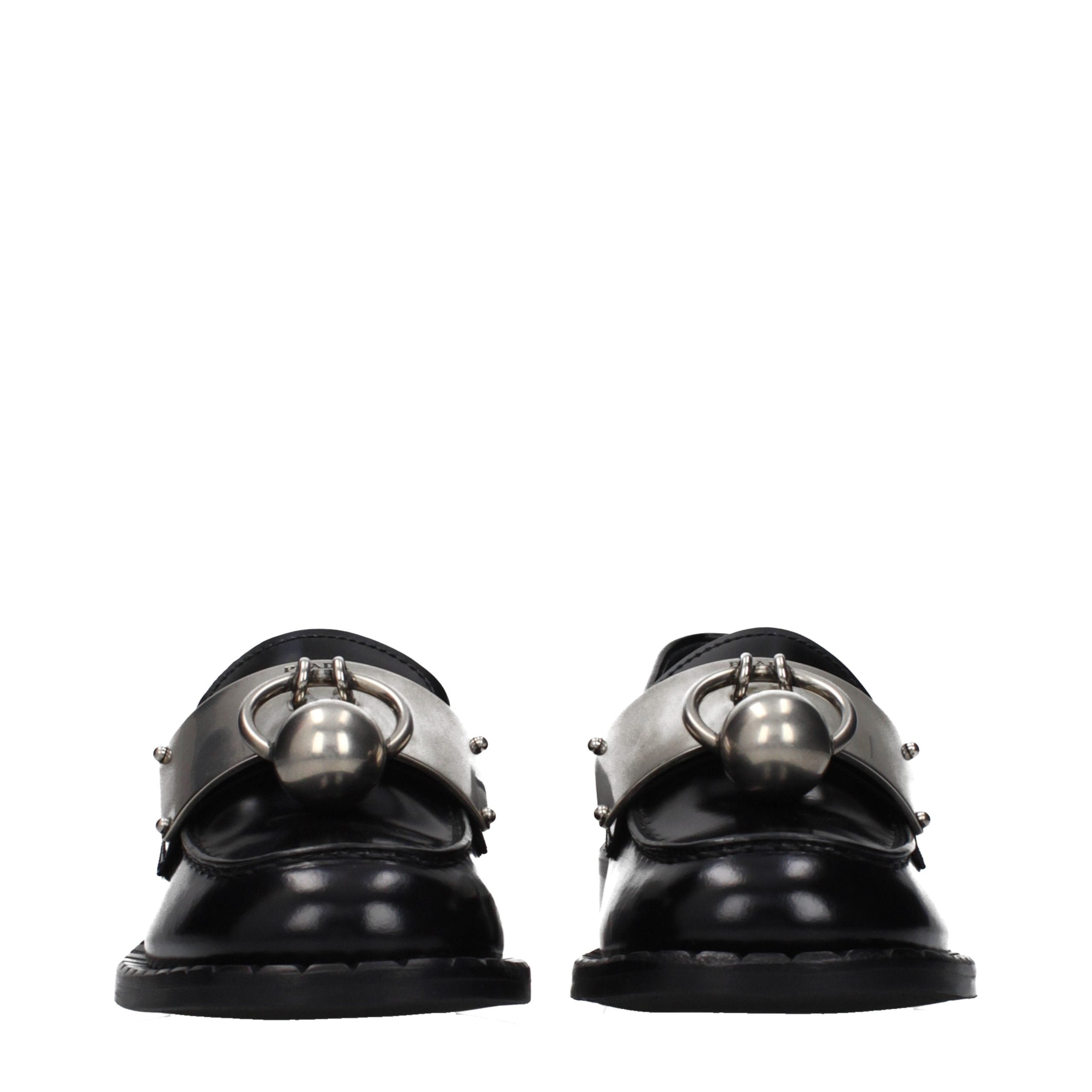 Prada Schwarze Loafer aus Leder zum Hineinschlüpfen
