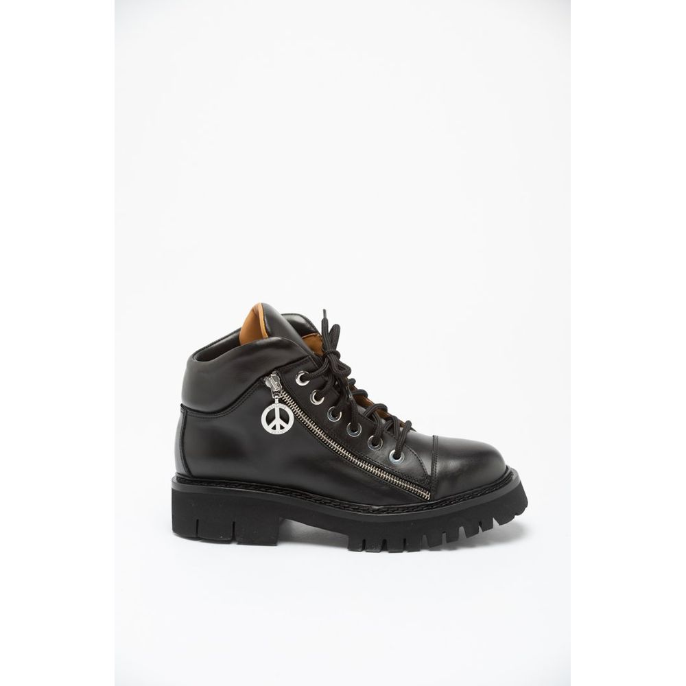 Moschino Schwarze Schnürstiefel aus Kalbsleder