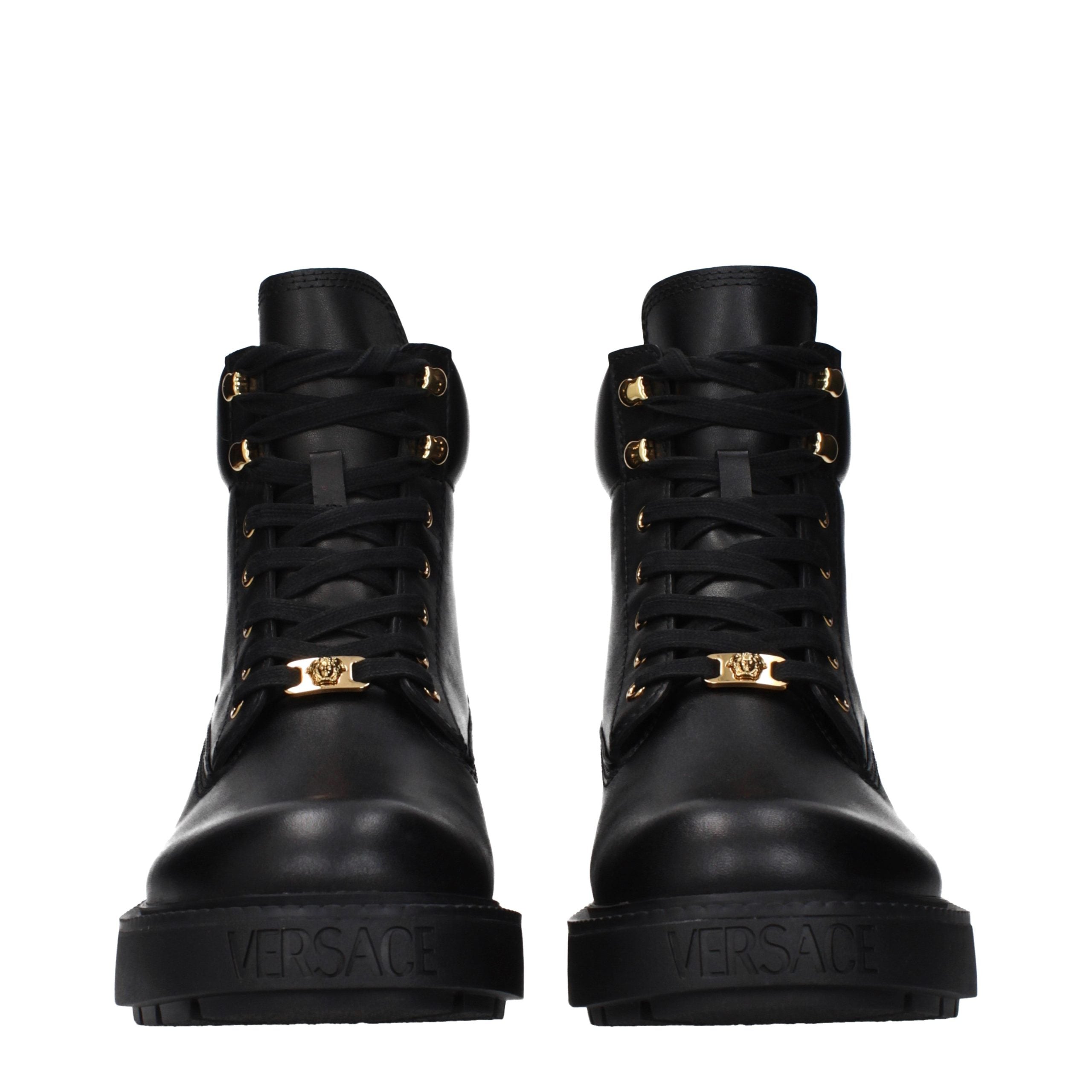 Versace Schwarze Leder-Stiefeletten