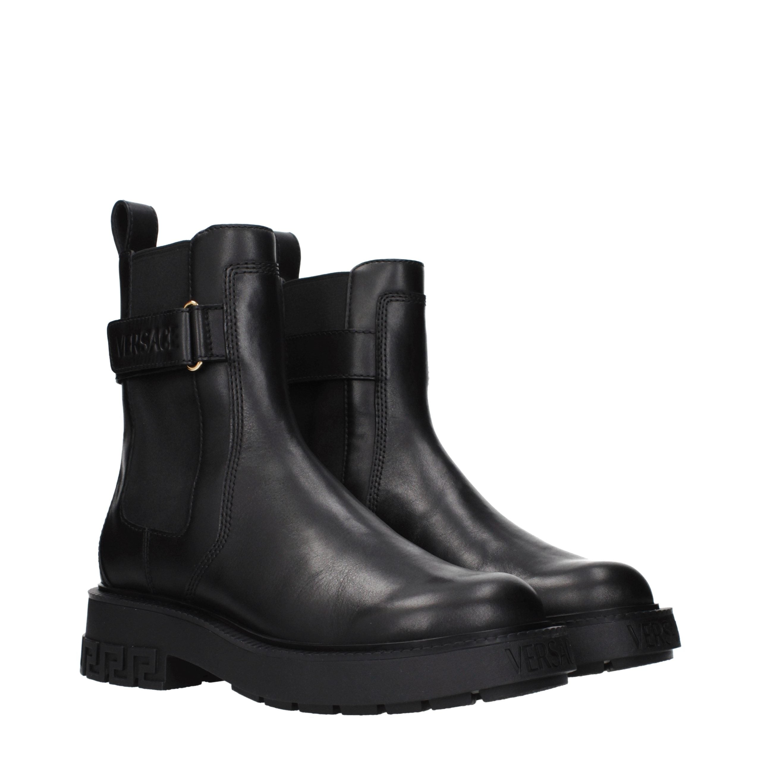 Versace Schwarze Leder-Ankle Boots