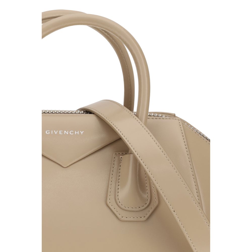 Givenchy Beige Calf Leather Bos Taurus Schultertasche