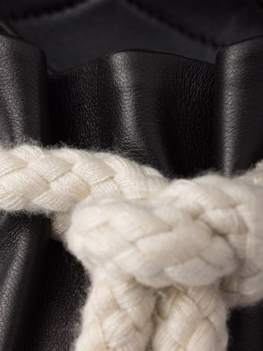 Prada Schwarze Nappaleder-Sandalen mit Seilzug