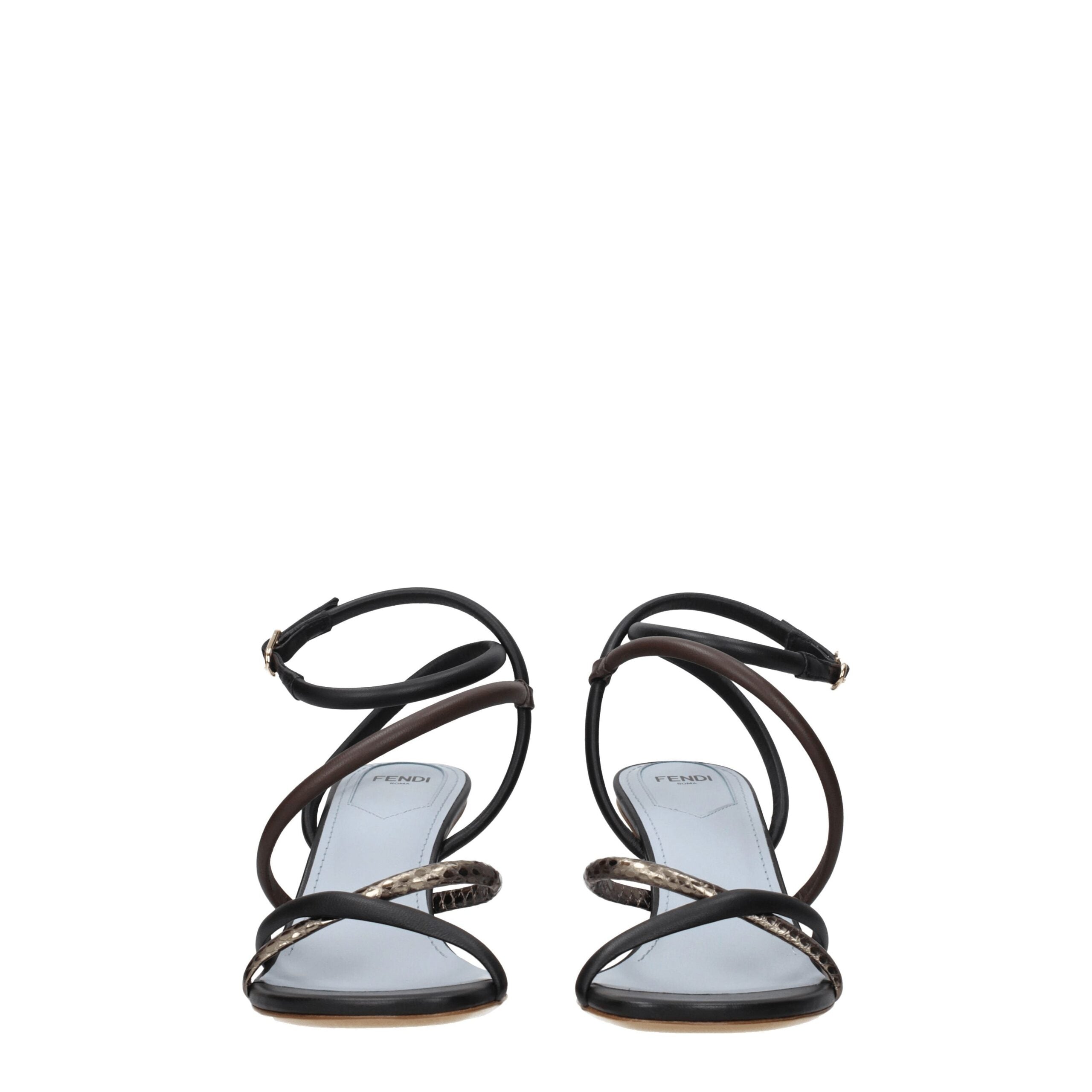 Fendi Flache Sandalen aus Leder in verschiedenen Farben