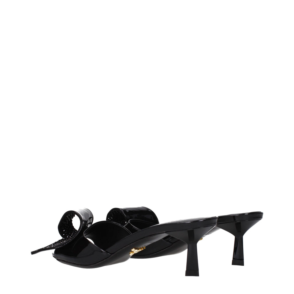 Prada Schwarze Ledersandalen