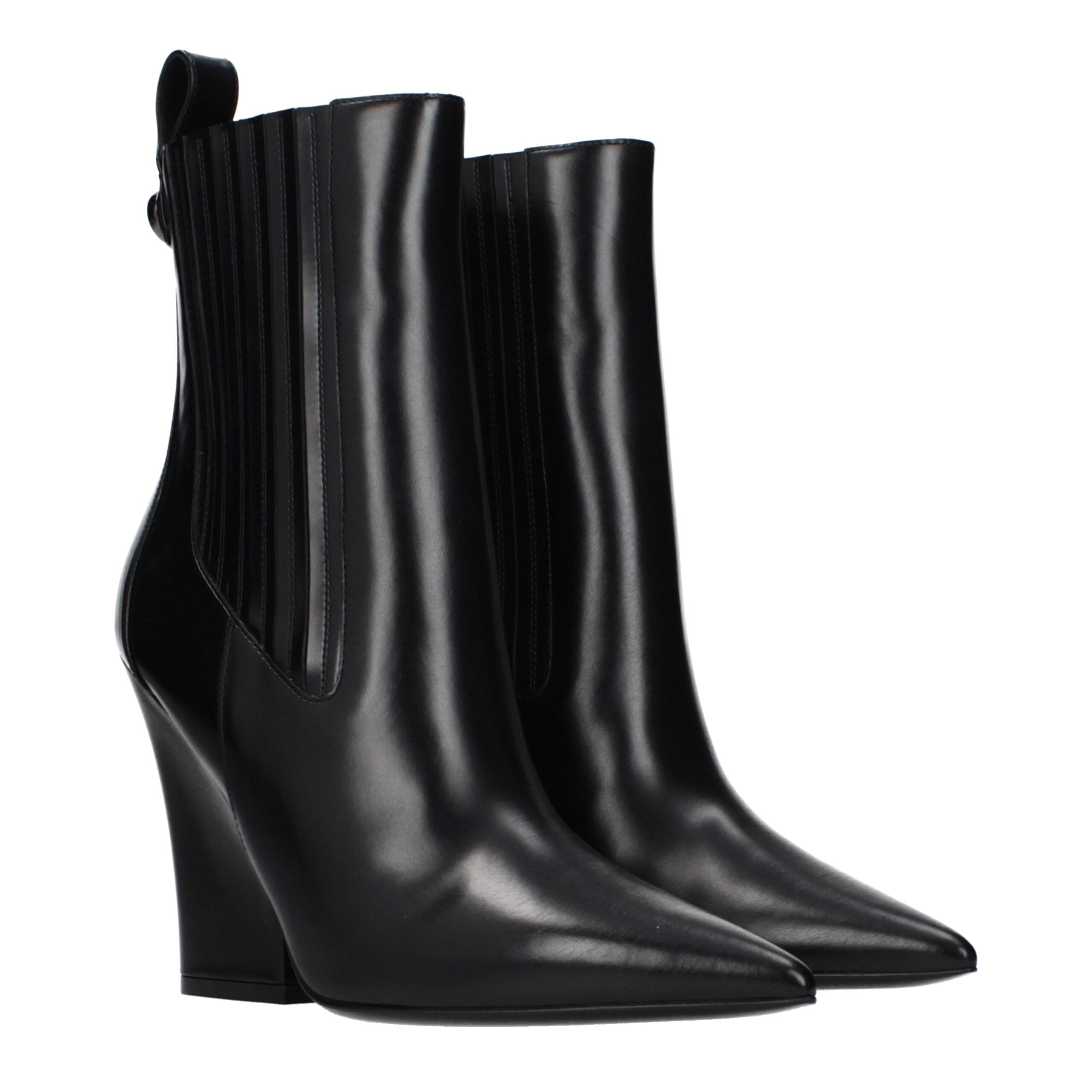Valentino Garavani Schwarze Leder-Ankle Boots