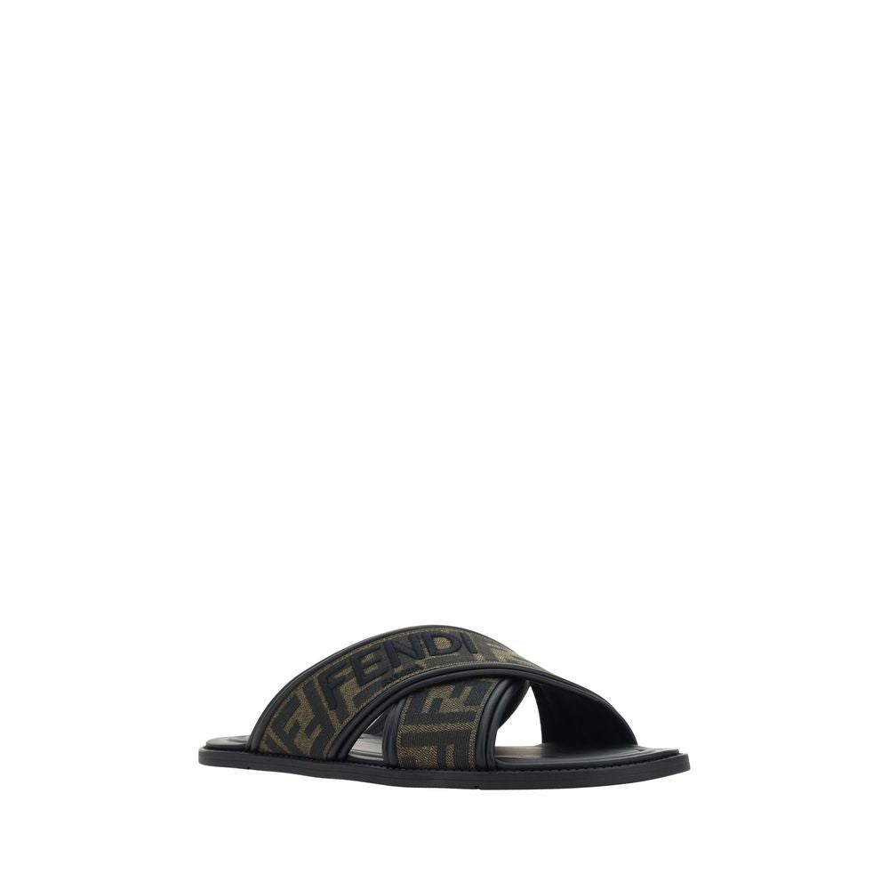 Fendi Schwarze Bos Taurus Kalbsleder-Sandalen