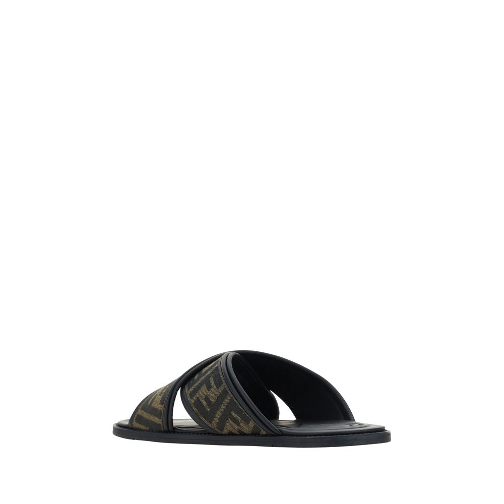 Fendi Schwarze Bos Taurus Kalbsleder-Sandalen